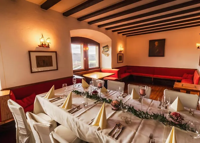 - レストラン ベルク ホルンベルク