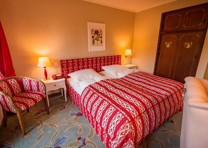 - レストラン ベルク ホルンベルク ホテル